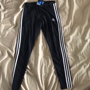 Adidas leggings